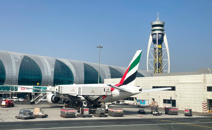 Etihad ESCO et Dubaï : Cap sur des aéroports Plus Verts.